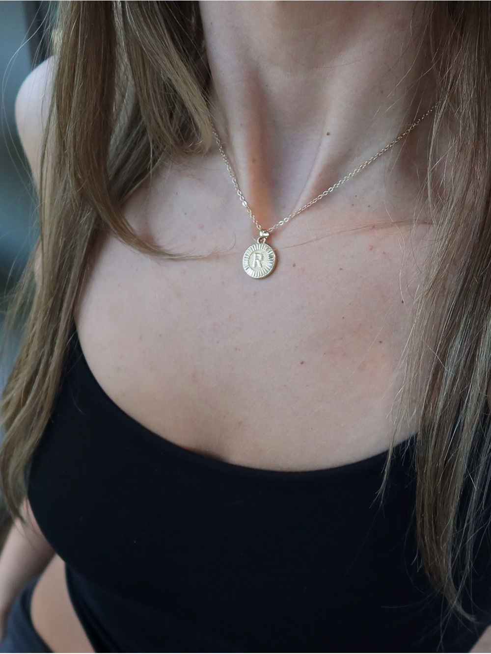 Gold Pendant R Initial Necklace